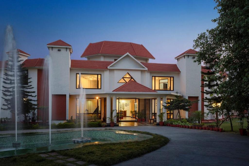 Naturoville Wellness Resort Rishikesh - Surrounded By Nature, Rooted In Wellness Doiwāla Εξωτερικό φωτογραφία